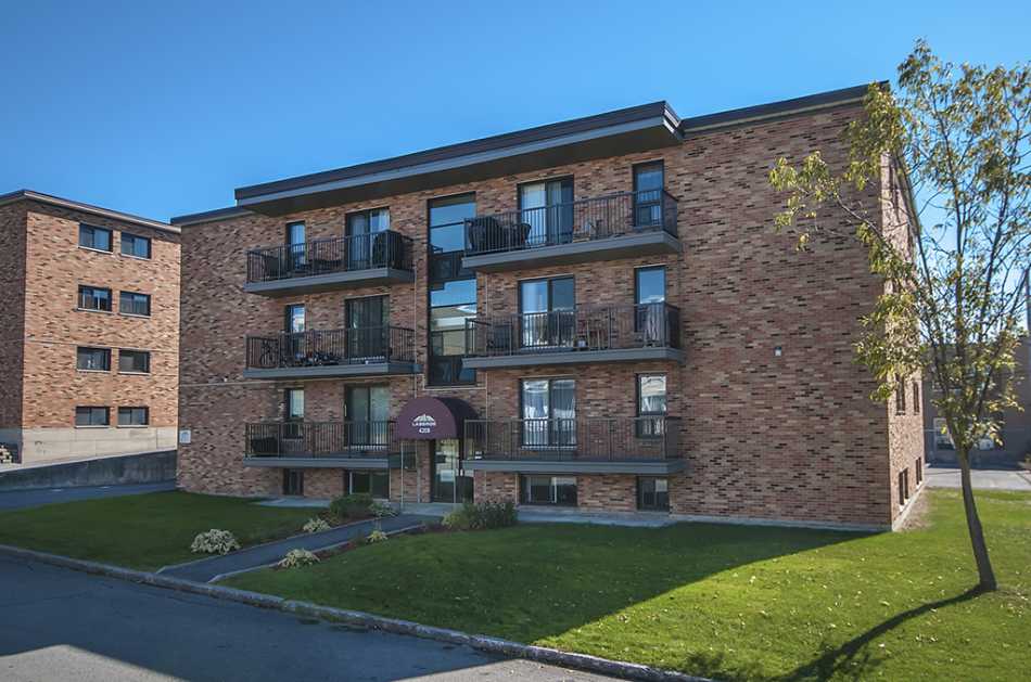 Charlesbourg Place des Cyprès #4212 15 1