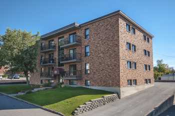 Place des Cyprès photo 2