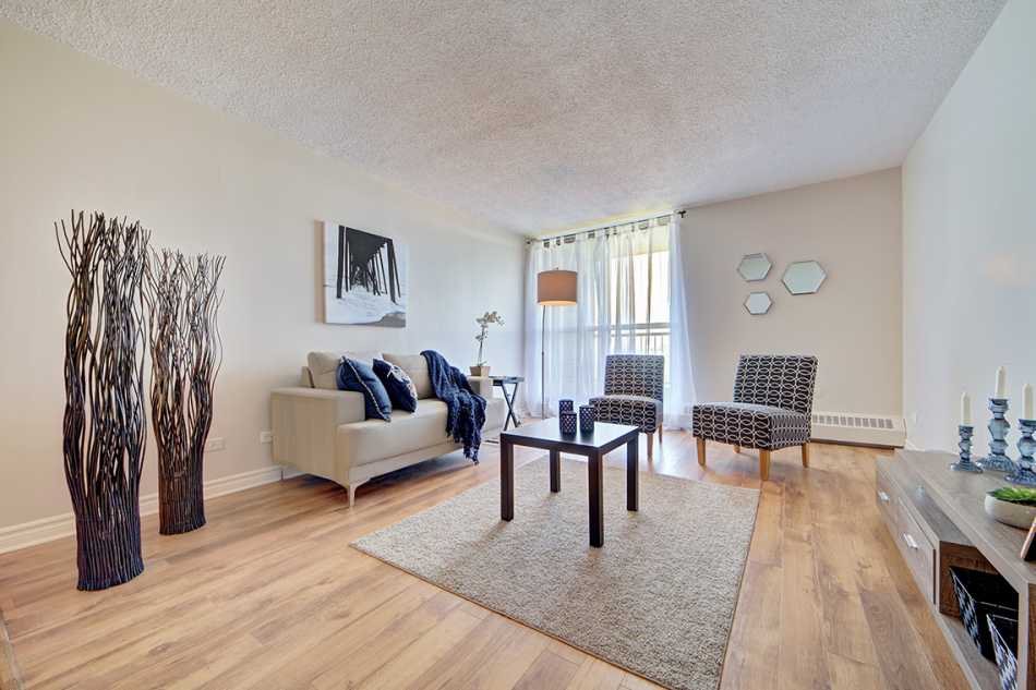 Côte St-Luc Le Oakridge #5795 408 - 2
