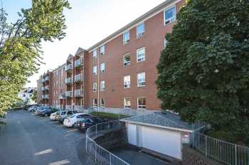 Place Anne-Mayrand photo 3