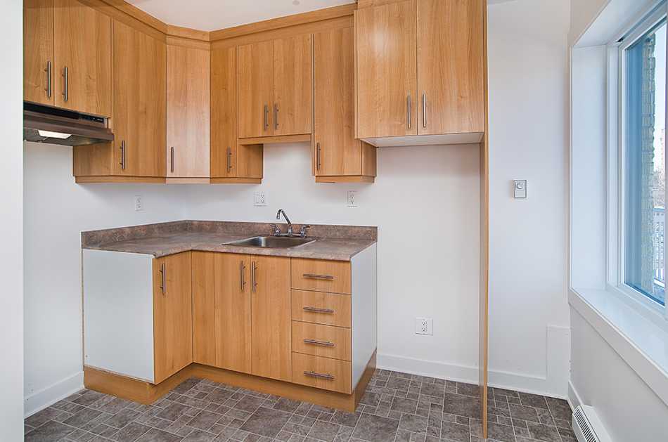 Québec Le Parisien #2124 5 - 1