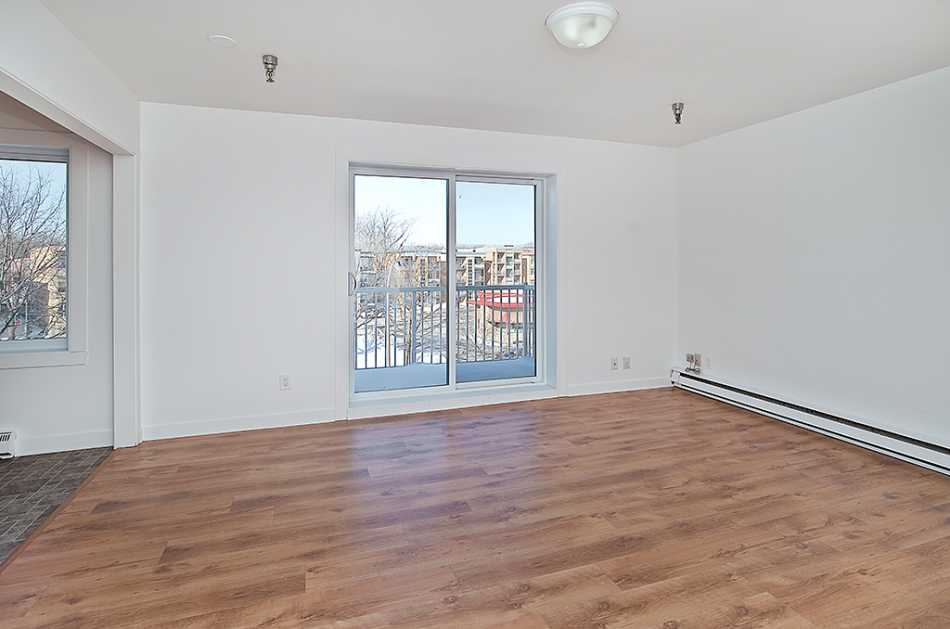 Québec Le Parisien #2124 5 - 5