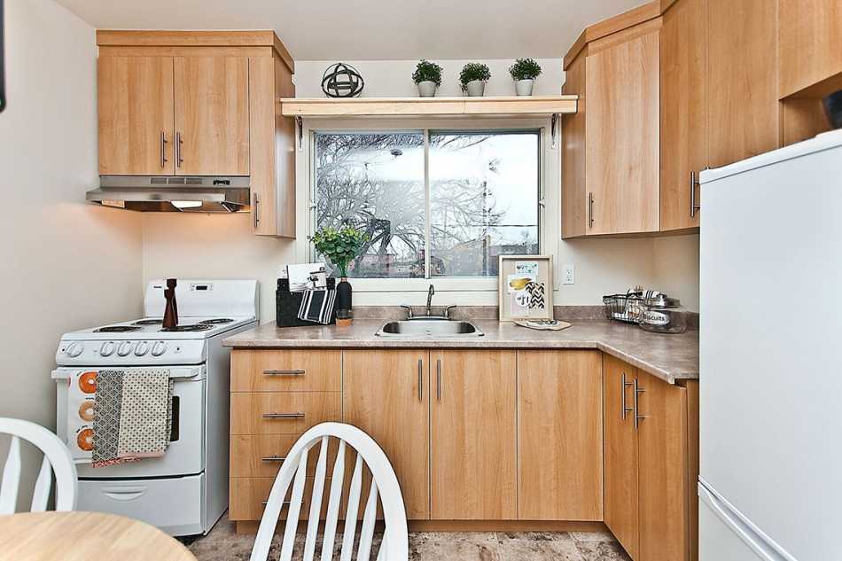 Ste-Foy (Cité-Universitaire) Place Belmont Bas #2190 208 - 3