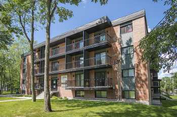 Place Belmont Bas photo 2