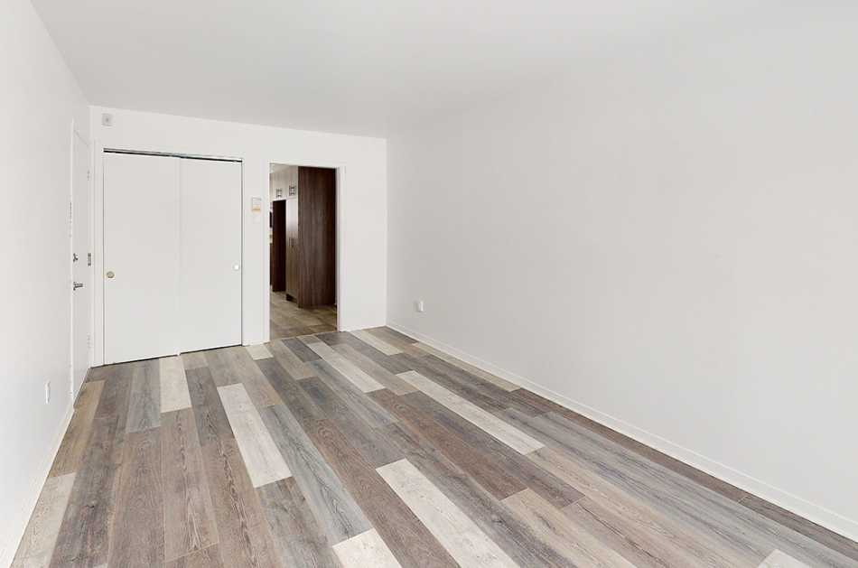 Beauport Le Charleroi #2965 2 - 13