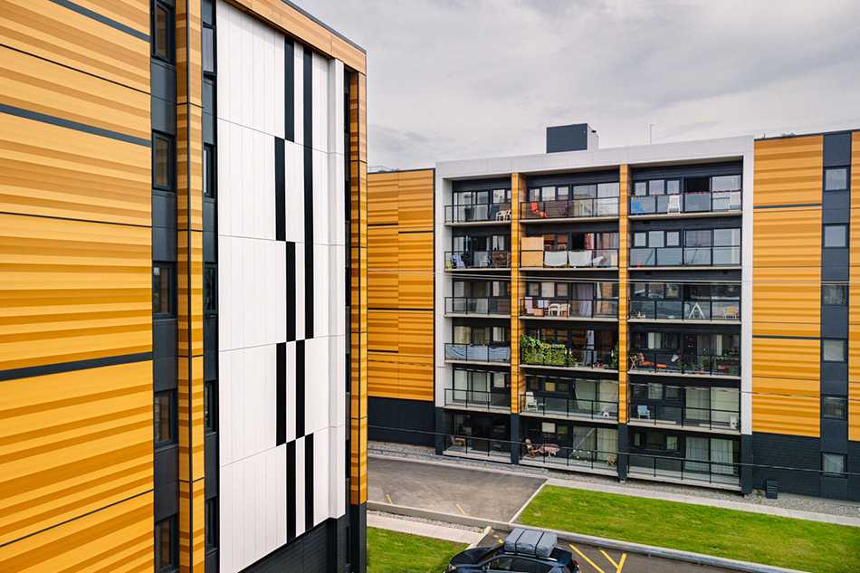 Beauport Place Canardière #2055 608 1 Beauport Place Canardière #2055 608 1