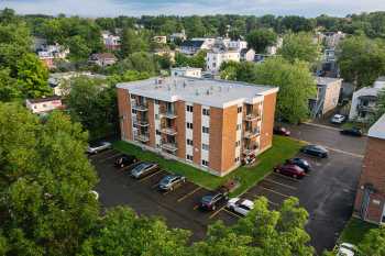 Place Deblois photo 2